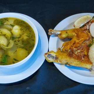 SOPA DE GALLINA
