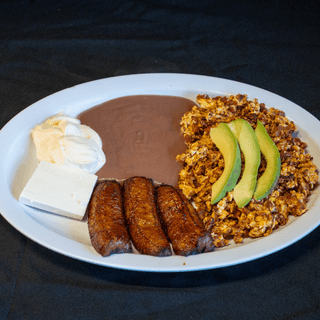 HUEVOS CON CHORIZO