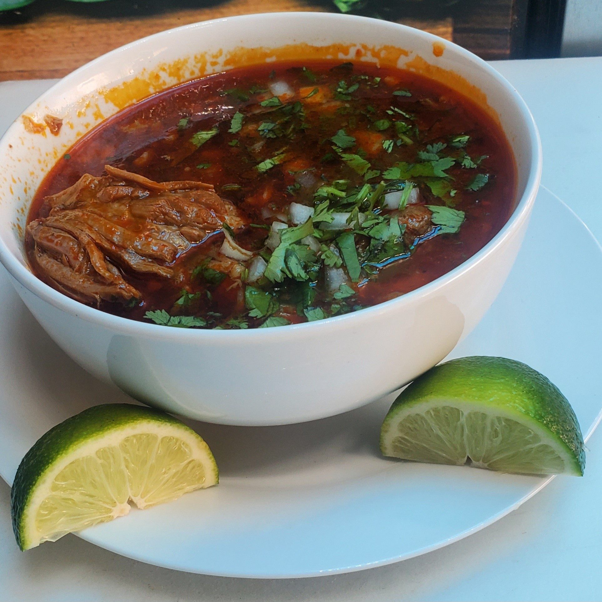 CONSOME DE BIRRIA DE RES.