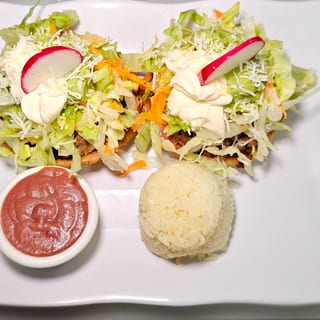 PLATO DE SOPES